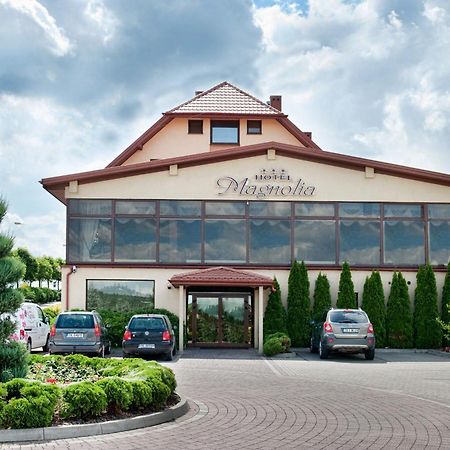 Hotel Magnolia Sitkowka-Nowiny ภายนอก รูปภาพ