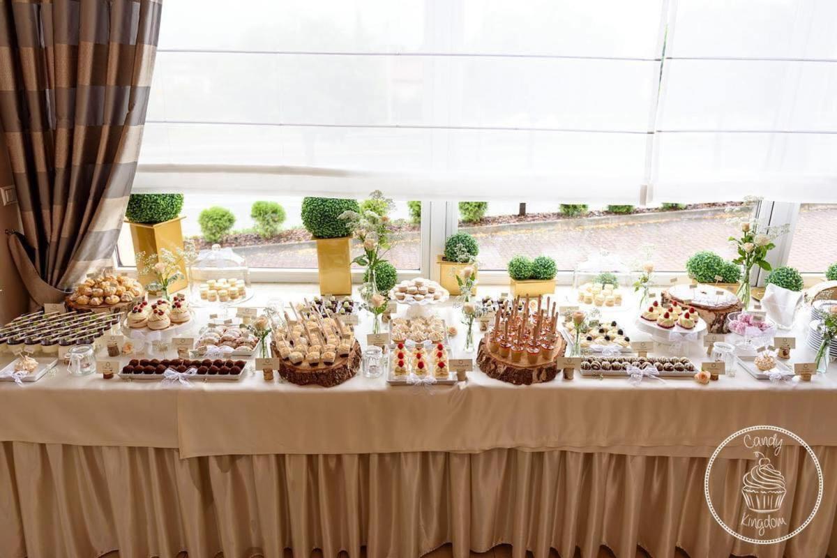 Hotel Magnolia Sitkowka-Nowiny ภายนอก รูปภาพ