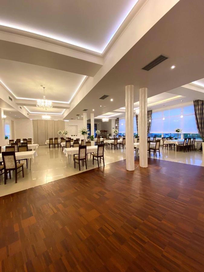 Hotel Magnolia Sitkowka-Nowiny ภายนอก รูปภาพ