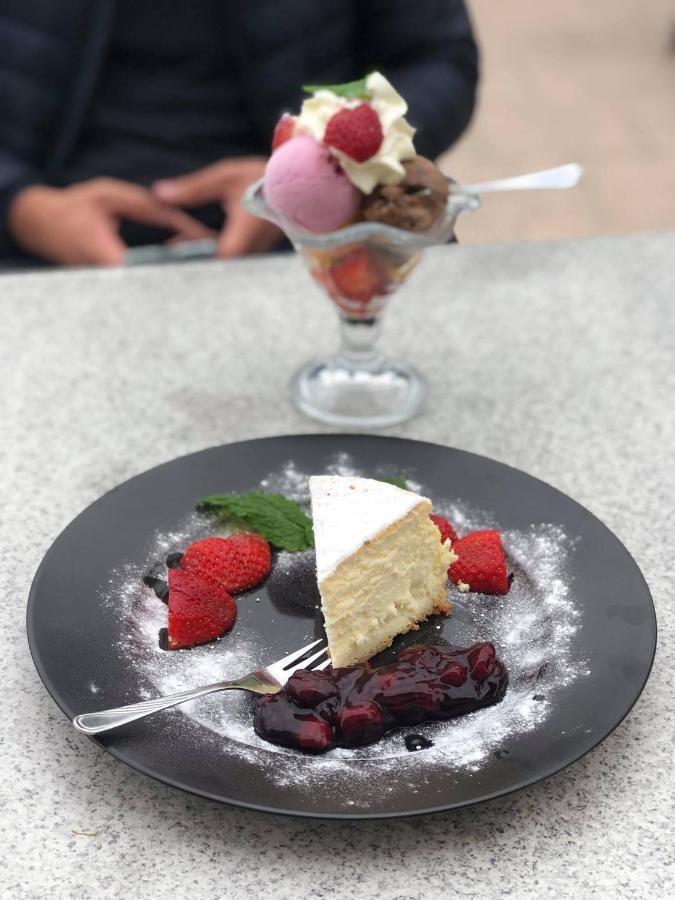 Hotel Magnolia Sitkowka-Nowiny ภายนอก รูปภาพ